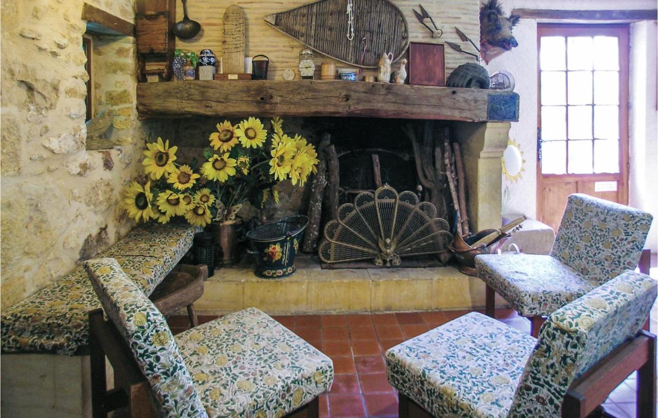 4 Bedroom Gorgeous Home In Monpazier Bagian luar foto