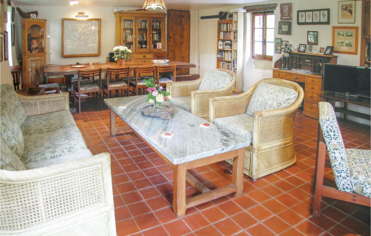 4 Bedroom Gorgeous Home In Monpazier Bagian luar foto